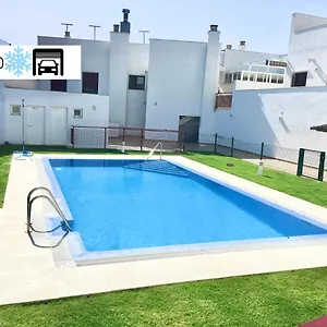  Apartment Atico Premium Conil Con 2 Terrazas, Garaje, Piscina, Aire Ac Y Wifi -solo Familias Y Parejas-